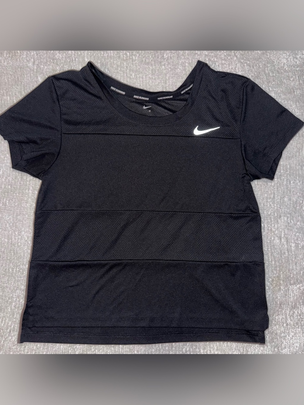 Nike Women’s Black Dri-FIT Short Sleeve Training Top Size Small